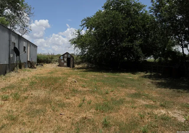 2nd image of 18490 La Gloria, Elmendorf, TX 78112 | MLS# 2000268