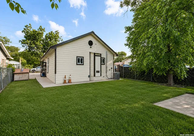 14th image of 1921 San Fernando, San Antonio, TX 78207 | MLS# 2000274