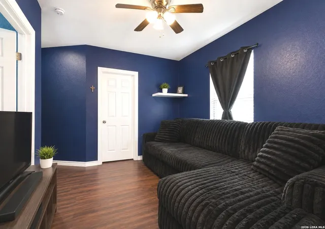 4th image of 1921 San Fernando, San Antonio, TX 78207 | MLS# 2000274