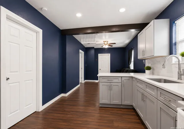5th image of 1921 San Fernando, San Antonio, TX 78207 | MLS# 2000274