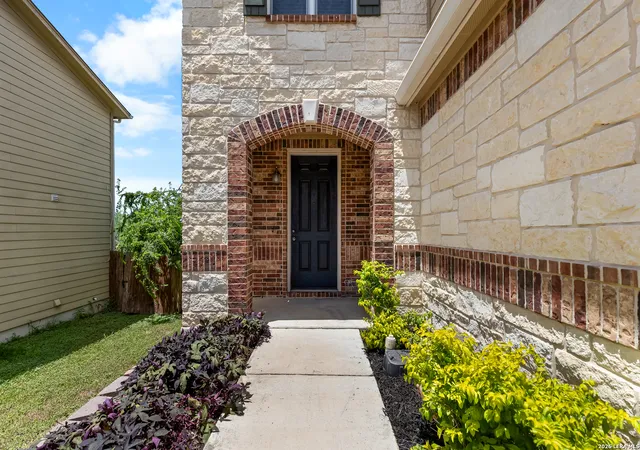 3rd image of 6811 Dulce Mdw, San Antonio, TX 78252 | MLS# 2000279