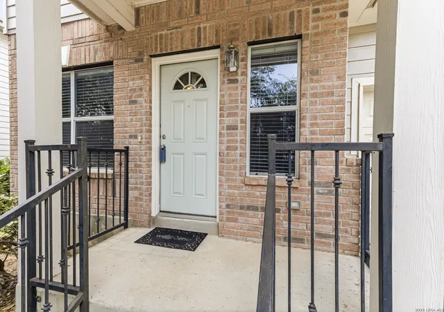 Photo 3 of Single family home for sale at 5518 Justin Cv, San Antonio, TX 78240 | MLS# 2000281 | Listing updated on 2026-09-20