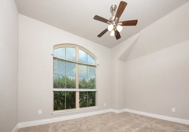 Photo 4 of Single family home for sale at 2016 Glen Holw, Seguin, TX 78155 | MLS# 2000286 | Listing updated on 2026-07-31
