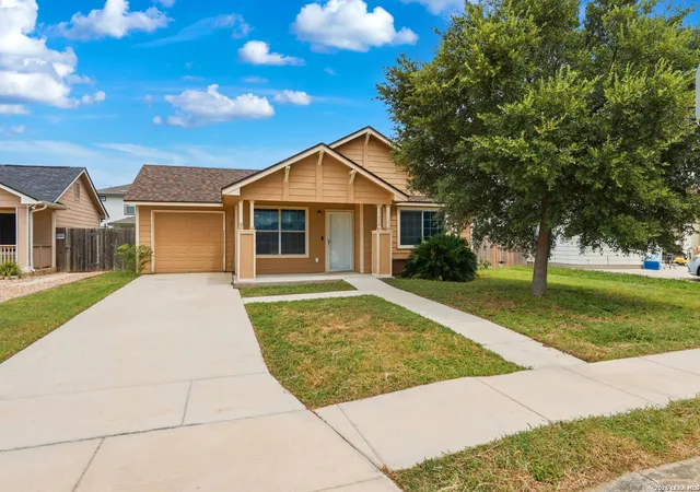Photo 1 of Single family home for sale at 11414 Gaylord Dr, San Antonio, TX 78224 | MLS# 2000295 | Listing updated on 2026-09-06