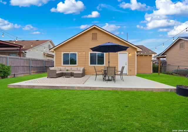 Photo 4 of Single family home for sale at 11414 Gaylord Dr, San Antonio, TX 78224 | MLS# 2000295 | Listing updated on 2026-09-06