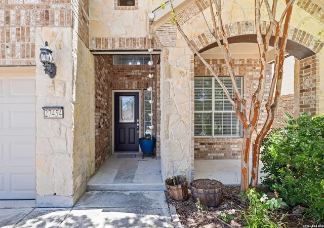 Photo 2 of Sale Pending at 27454 Camino Tower, Boerne, TX 78015 | MLS# 2000300 | Listing updated on 2026-08-13