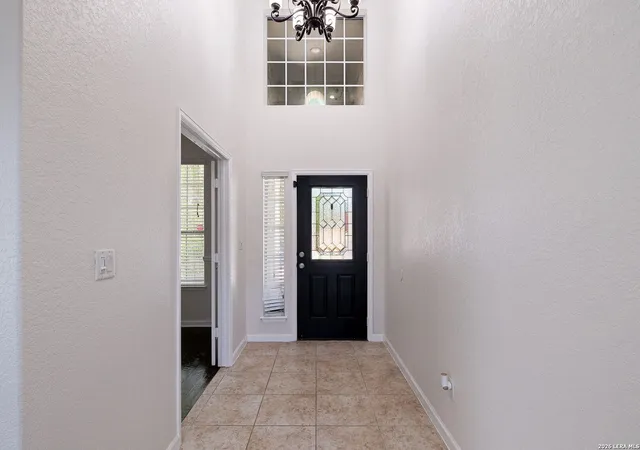 Photo 3 of Sale Pending at 27454 Camino Tower, Boerne, TX 78015 | MLS# 2000300 | Listing updated on 2026-08-13