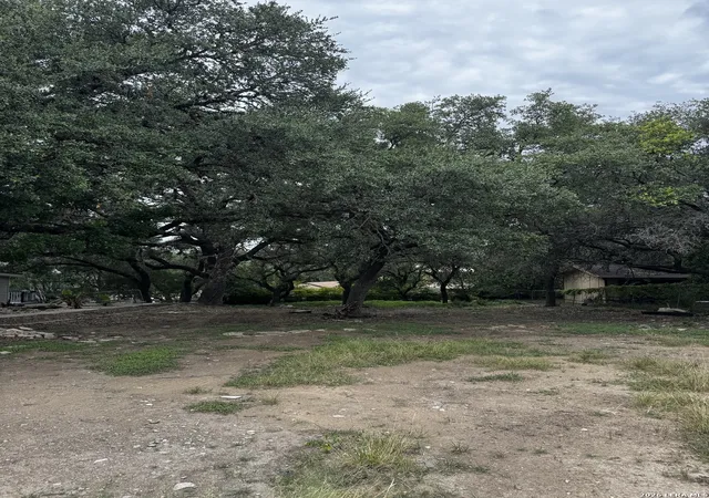 Photo 2 of Land for sale at 1239 Amanda Lot 334, Canyon Lake, TX 78133 | MLS# 2000316 | Listing updated on 2026-07-25
