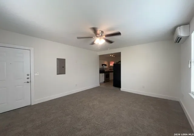 4th image of 1020 W French Pl, San Antonio, TX 78212 | MLS# 2000333