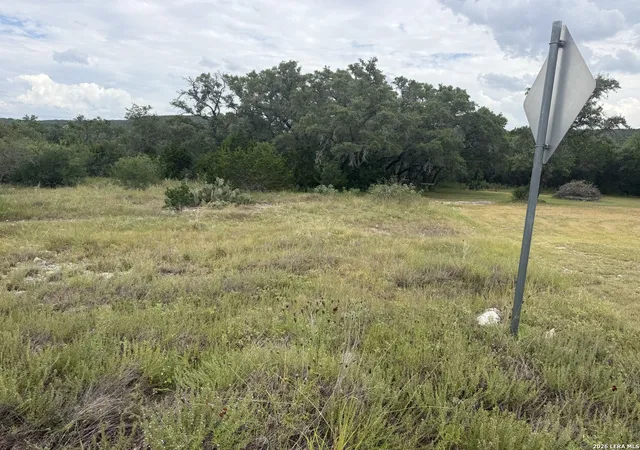 2nd image of 187 Private Road 1712, Mico, TX 78056 | MLS# 2000352