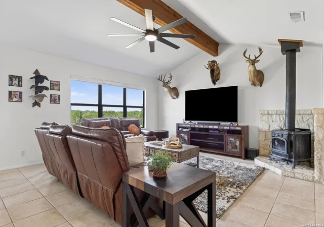 2nd image of 30885 Retama Rdg, Bulverde, TX 78163 | MLS# 2000364