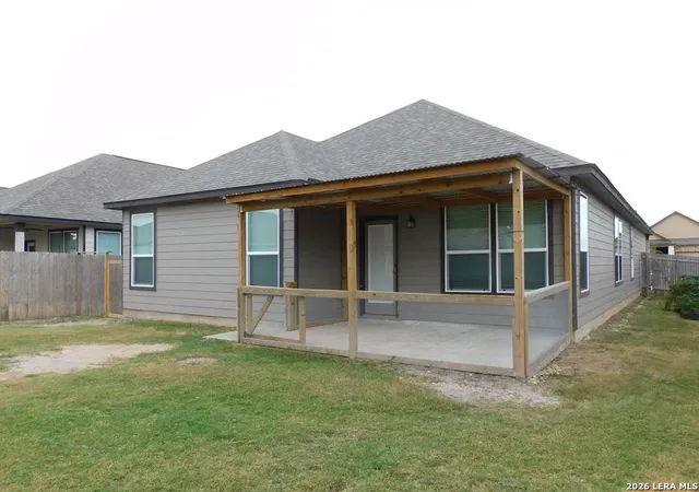 3rd image of 246 Teller Dr, Lockhart, TX 78644 | MLS# 2000368