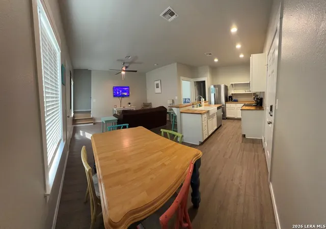 Photo 3 of Single family home for sale at 4212 Hwy 35 S, Rockport, TX 78382 | MLS# 2000378 | Listing updated on 2026-07-25