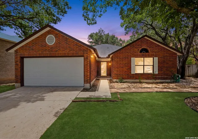 Photo 2 of Sale Pending at 1914 Rialto Way, San Antonio, TX 78230 | MLS# 2000380 | Listing updated on 2026-09-15
