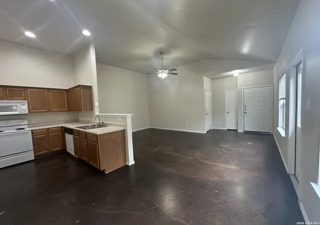 Photo 2 of Multi family home for sale at 5731 Golf Hts, San Antonio, TX 78244 | MLS# 2000399 | Listing updated on 2026-09-09