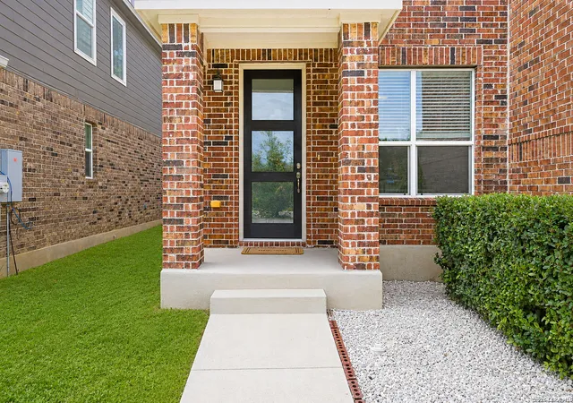 Photo 3 of Sale Pending at 7831 San Mirienda, Boerne, TX 78015 | MLS# 2000429 | Listing updated on 2026-08-09