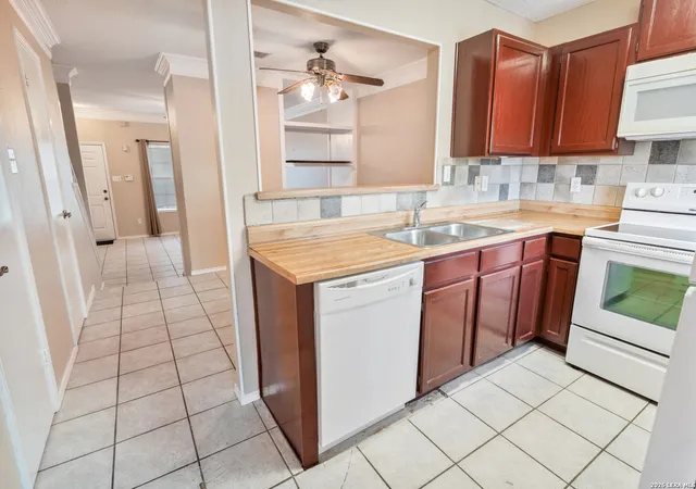 Photo 4 of Condo for sale at 7880 Micron Dr #4004, San Antonio, TX 78251 | MLS# 2000440 | Listing updated on 2026-09-08