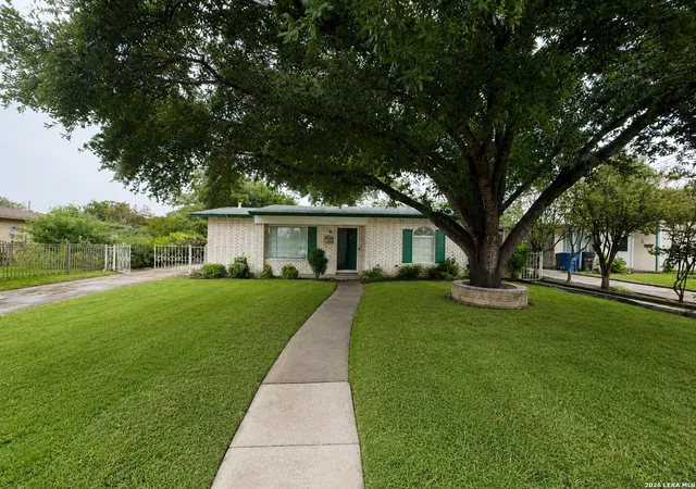 Photo 2 of Single family home for sale at 663 Aurora Ave, San Antonio, TX 78228 | MLS# 2000457 | Listing updated on 2026-08-19