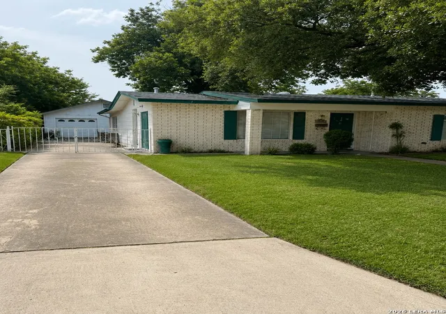Photo 3 of Single family home for sale at 663 Aurora Ave, San Antonio, TX 78228 | MLS# 2000457 | Listing updated on 2026-08-19