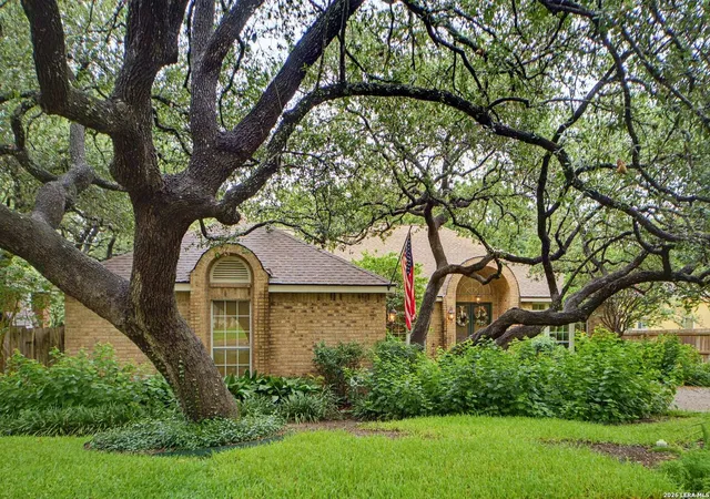 Photo 2 of Sale Pending at 2247 Fawn Mist, San Antonio, TX 78248 | MLS# 2000466 | Listing updated on 2026-08-03