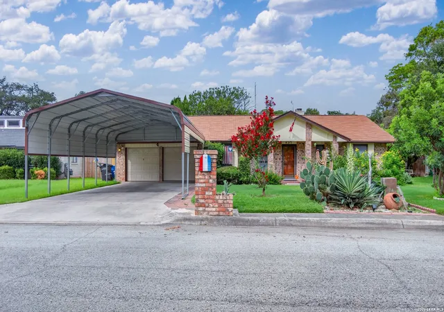 Photo 1 of Sale Pending at 6215 Cairo Dr, San Antonio, TX 78229 | MLS# 2000475 | Listing updated on 2026-08-25