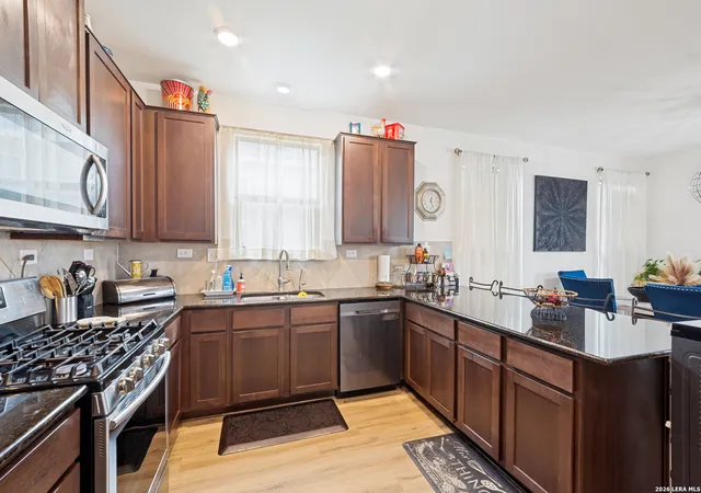 4th image of 6310 Hibiscus Fls, San Antonio, TX 78218 | MLS# 2000513