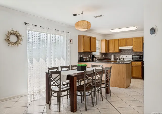 Photo 3 of Single family home for sale at 704 Leopard Holw, San Antonio, TX 78251 | MLS# 2000552 | Listing updated on 2026-08-28