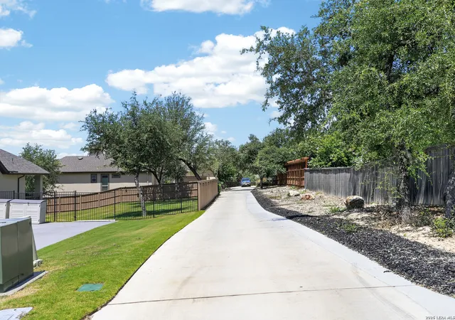 5th image of 3877 Fox Trot Trl, Bulverde, TX 78163 | MLS# 2000581