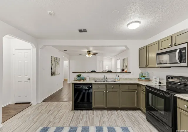 Photo 2 of Sale Pending at 3519 Ashleaf Wls, San Antonio, TX 78261 | MLS# 2000587 | Listing updated on 2026-07-31