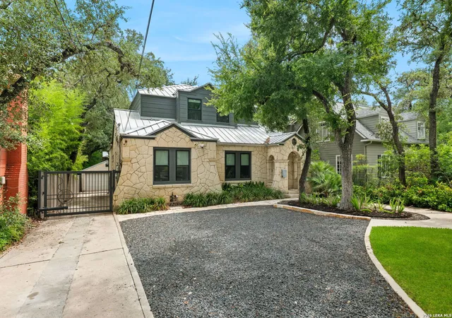 Photo 3 of Single family home for sale at 258 Tuxedo Ave, San Antonio, TX 78209 | MLS# 2000588 | Listing updated on 2026-09-08