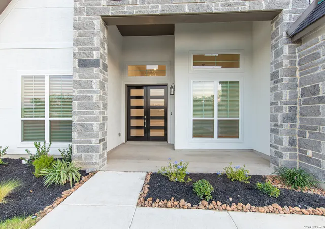 2nd image of 516 Corwin Springs, Cibolo, TX 78108 | MLS# 2000625