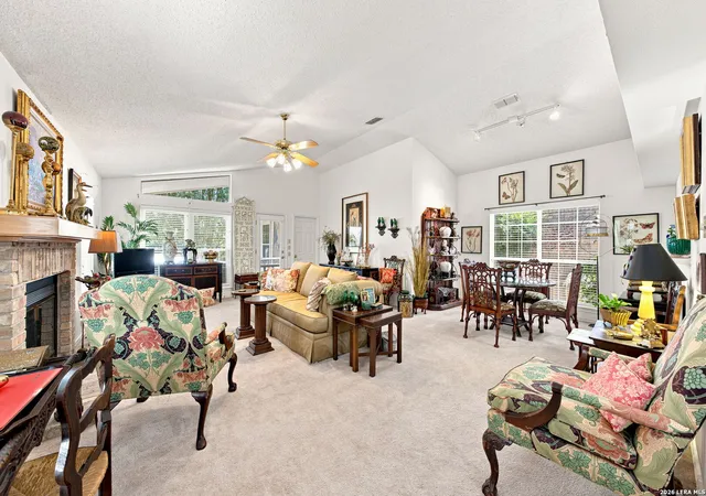 Photo 3 of Sale Pending at 506 Fitch St, Kerrville, TX 78028 | MLS# 2000632 | Listing updated on 2026-08-03