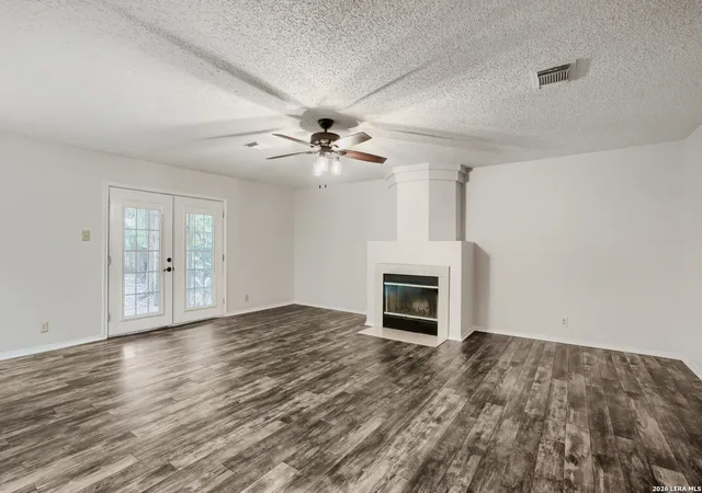 Photo 4 of Sale Pending at 9126 Shadystone Dr, San Antonio, TX 78254 | MLS# 2000639 | Listing updated on 2026-08-21
