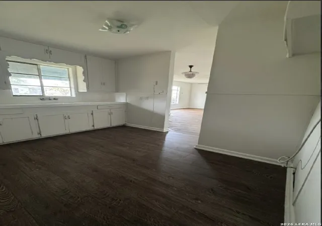 4th image of 122 Colglazier Ave, San Antonio, TX 78223 | MLS# 2000643