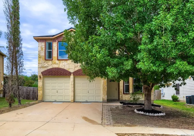 Photo 3 of Sale Pending at 9726 Falcon Bay, Converse, TX 78109 | MLS# 2000661 | Listing updated on 2026-09-10