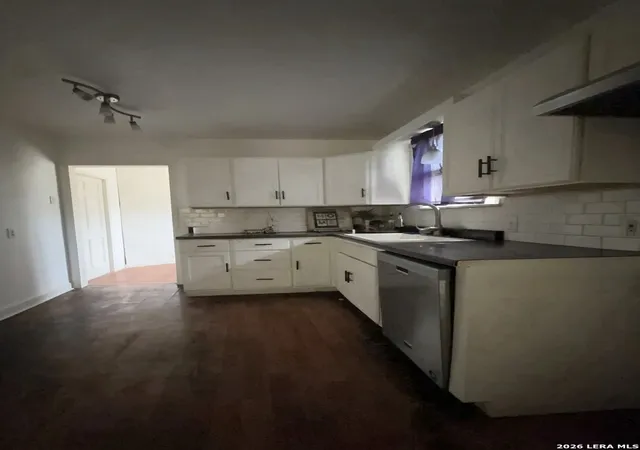 5th image of 2626 W Huisache Ave, San Antonio, TX 78228 | MLS# 2000671
