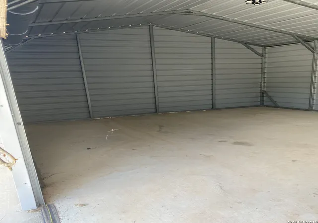 Photo 15 of Single family home for sale at 846 Inglewood Dr, Canyon Lake, TX 78133 | MLS# 2000707 | Listing updated on 2026-07-26