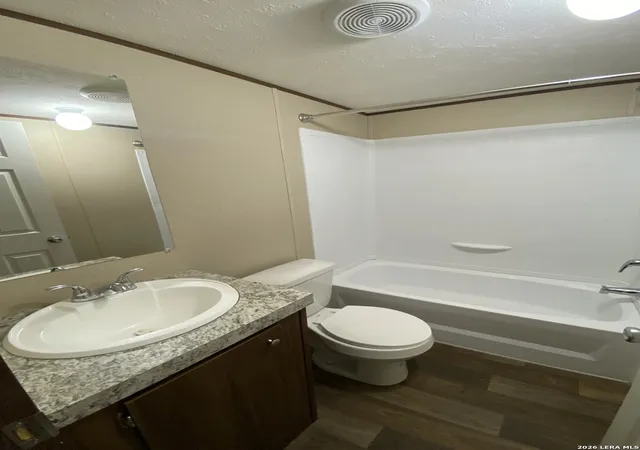 Photo 2 of Single family home for sale at 846 Inglewood Dr, Canyon Lake, TX 78133 | MLS# 2000707 | Listing updated on 2026-07-26