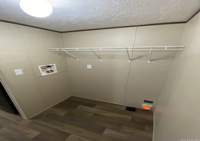 Photo 3 of Single family home for sale at 846 Inglewood Dr, Canyon Lake, TX 78133 | MLS# 2000707 | Listing updated on 2026-07-26