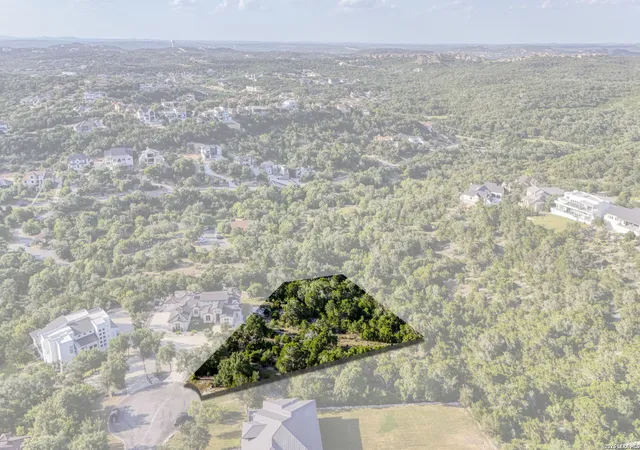 Photo 3 of Sale Pending at 19318 Terra Brk, San Antonio, TX 78255 | MLS# 2000715 | Listing updated on 2026-08-28