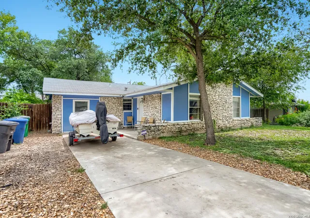 Photo 3 of Single family home for sale at 111 Summertime Dr, San Antonio, TX 78216 | MLS# 2000735 | Listing updated on 2026-07-27