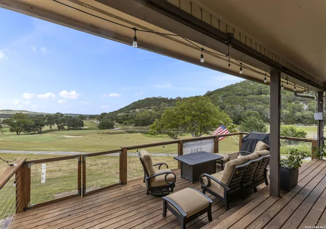 image of 107 Tapatio Dr E, Boerne, TX 78006 | MLS# 2000741