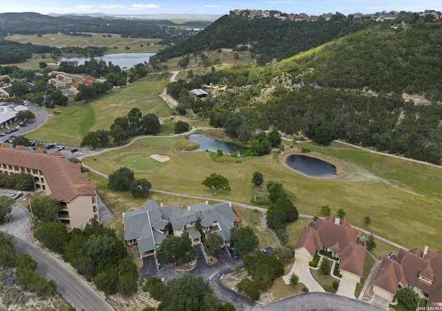 31st image of 107 Tapatio Dr E, Boerne, TX 78006 | MLS# 2000741