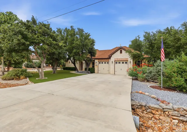 2nd image of 115 E Eli Chandler, Blanco, TX 78606 | MLS# 2000752
