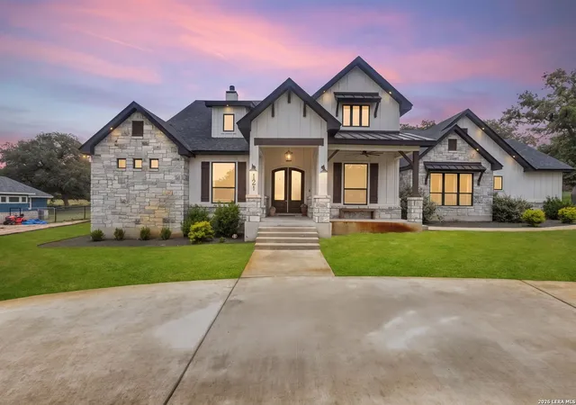 1st image of 121 N Tranquility Dr, La Vernia, TX 78121 | MLS# 2000791