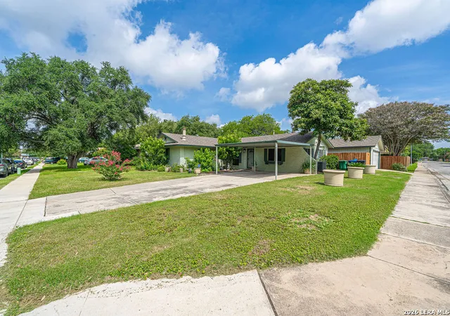 Photo 3 of Sale Pending at 4043 Willow Green Dr, San Antonio, TX 78217 | MLS# 2000812 | Listing updated on 2026-08-06