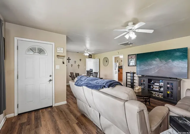 3rd image of 1609 F St, Floresville, TX 78114 | MLS# 2000828