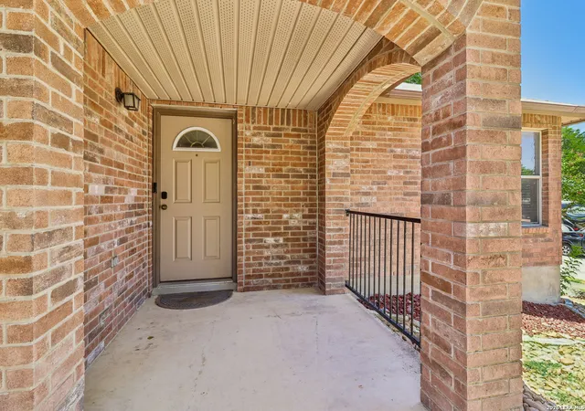 Photo 3 of Single family home for sale at 16751 Basin Oak, San Antonio, TX 78247 | MLS# 2000833 | Listing updated on 2026-07-27