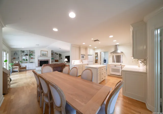 Photo 4 of Sale Pending at 3914 Starhill Dr, San Antonio, TX 78218 | MLS# 2000835 | Listing updated on 2026-08-05