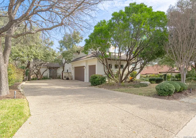 2nd image of 72 Eton Green Cir, San Antonio, TX 78257 | MLS# 2000869